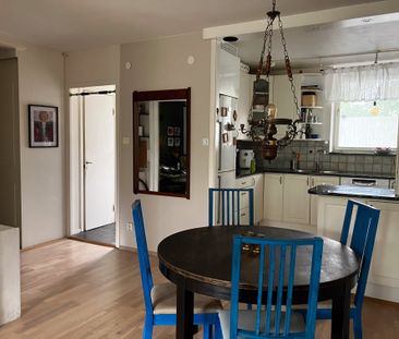 Storvretsvägen, Skogås - Foto 2