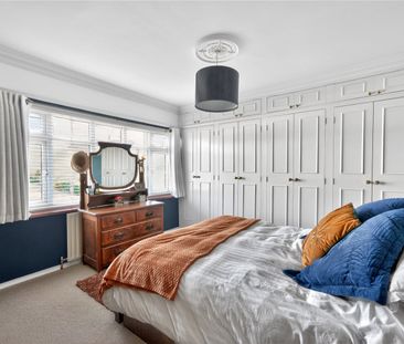 Reigate Road, Epsom, Surrey, KT17 3LX - Photo 6