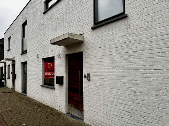 Stijlvol nieuwbouwappartement te huur - Photo 1