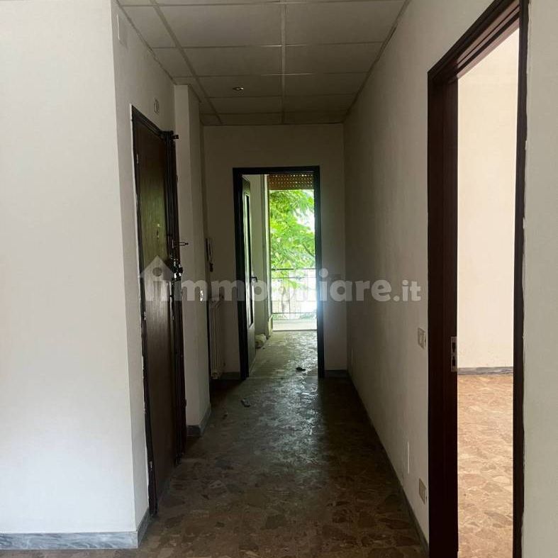 Trilocale viale Don Salvatore Morosini 2, Centro Storico, Genzano di Roma - Photo 1