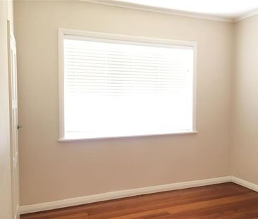 Property Management241 Lake Road, Belmont - House for Rent - Photo 2