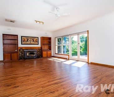 16 Creek Road, MITCHAM - Photo 3