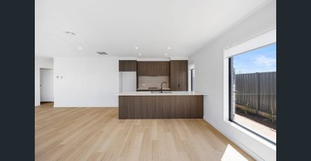 Brand new, light filled modern home in Lucas! - Photo 5