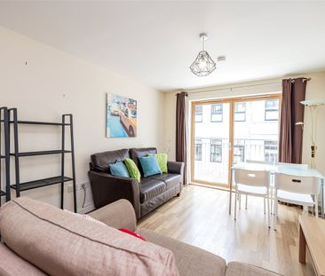 2 bedroom apartment to rent - Photo 3