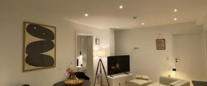 Liebevoll möblierte 2-Zimmerwohnung in Glattbach-Wohnen auf Zeit! - Foto 1