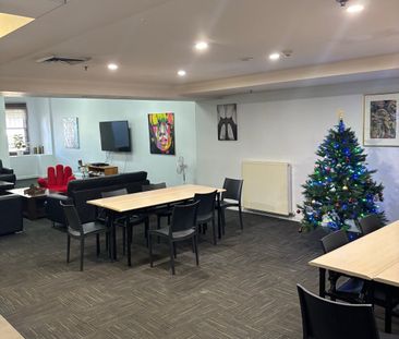 North Melbourne - Photo 1