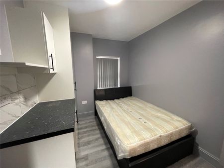 1 bedroom property to rent - Photo 2