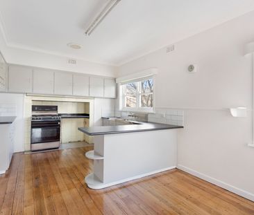 319 Chisholm Street, Black Hill - Photo 2