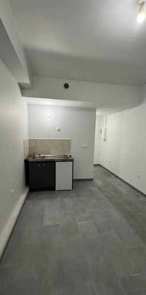 Location Appartement 1 pièce 19m² VITRY SUR SEINE 94400 - Photo 1
