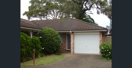 Spacious & stunning villa in prime location! - Photo 5