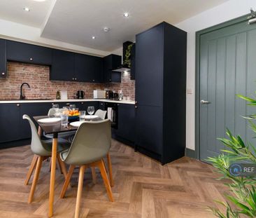1 bedroom in a house share to rent - Photo 6