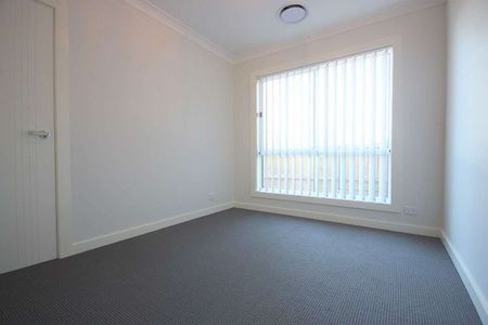 Quality Living with Ducted AC! - Photo 2
