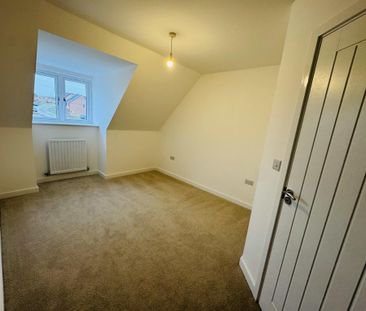 3 bedroom terraced house to rent - Photo 5