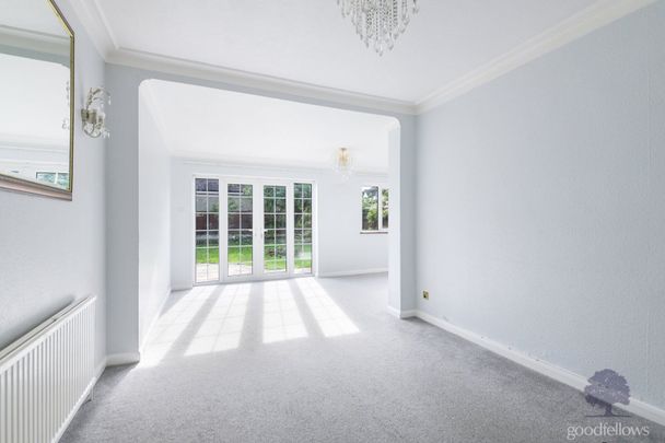 Litchfield Avenue, Morden, SM4 - Photo 1