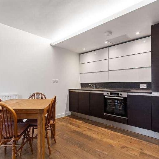 Newbury Mews, Chalk, NW5 - Photo 1