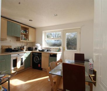 3 bedroom terraced house to rent - Photo 5