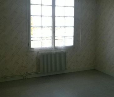 Location Maison 4 pièces 86m² POITIERS 86000 - Photo 1