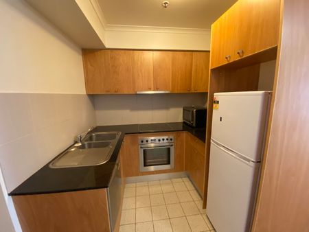 716/2 Akuna Street, City ACT 2601 - Apartment For Rent | Domain - Photo 4