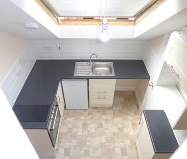 1 bedroom flat to rent - Photo 4