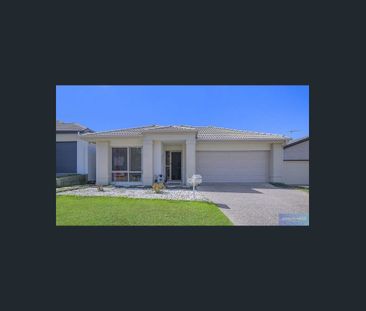 🏡 Stylish Family Living in the Heart of North Lakes – 34 Gibbs Street - Photo 4