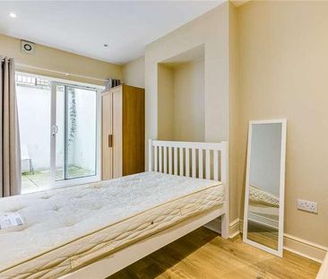Lillie Road, London, SW6 - Photo 5