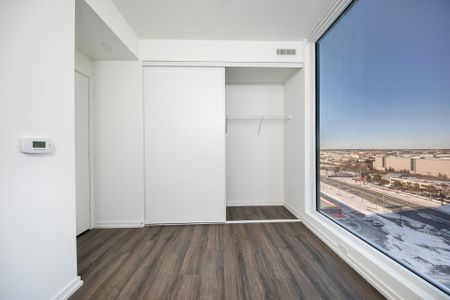 For Lease - 1000 Portage Parkway Unit# 1103, Vaughan, Ontario - Photo 4