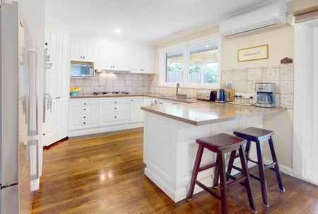 201 Bignell Road, Bentleigh East - Photo 2