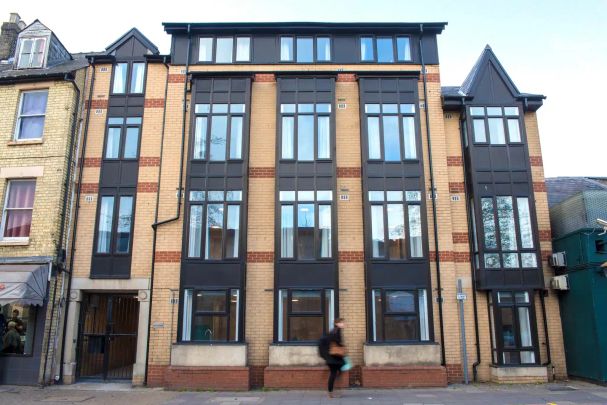 Ensuite Room - Photo 1