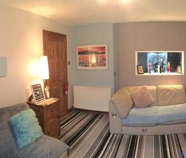 3 bedroom terraced house to rent - Photo 2