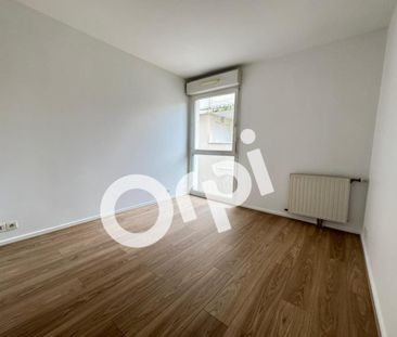 Location Appartement 2 pièces 47m² STE GENEVIEVE DES BOIS 91700 - Photo 3