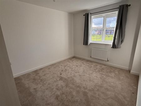 4 bedroom townhouse to rent - Photo 5