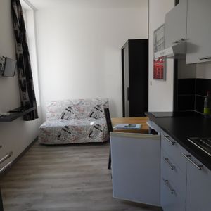 Location Appartement 1 pièce 13m² CAMBRAI 59400 - Photo 2