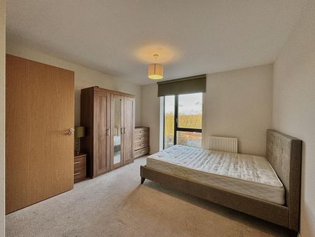 2 bedroom flat to rent - Photo 3