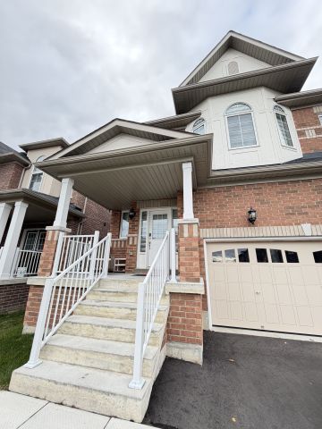 For Lease - 1207 Drinkle Crescent, Oshawa, Ontario - Photo 4