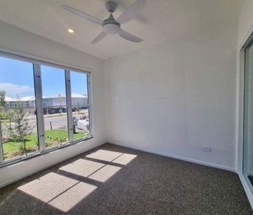 Brand New Family Home in Palmview's Newest Precinct - Photo 5