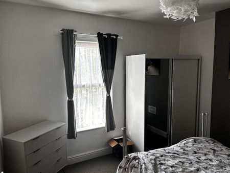 Green Street, Burton On Trent - Photo 2