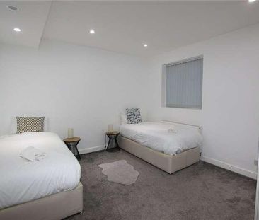 South Parade, Whitley Bay, NE26 - Photo 4