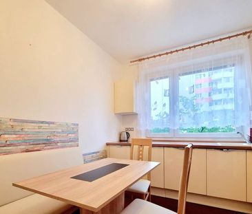 RADO | prenájom | zariadený 3-izb. byt | loggia | 74 m² | Karlova Ves - Fotografia 4