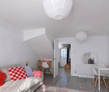 2 bedroom terraced house to rent - Photo 3