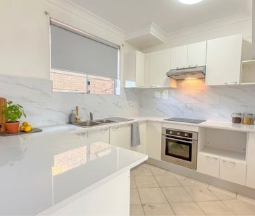 2-Bedroom Townhouse with Lock-Up Garage - Photo 5