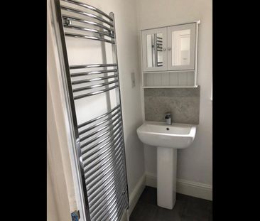 2 Bed Flat, West End Lane, NW6 - Photo 3