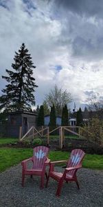 Beautiful Rancher House, Near Downtown Courtenay With Big backyard!! - Photo 3