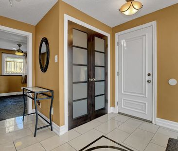 For Lease - 410 Phoenix Crescent, Orleans - Cumberland and Area, On... - Photo 4