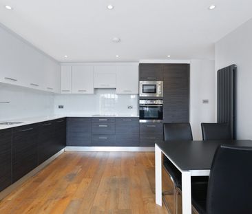 2 Bed Flat, Queens Row, SE17 - Photo 4
