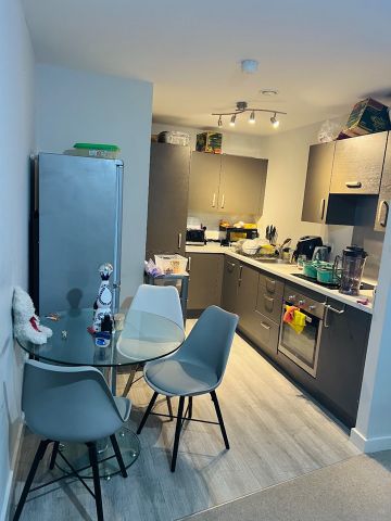 Room in a Shared Flat, Adelphi Street, M3 - Photo 3