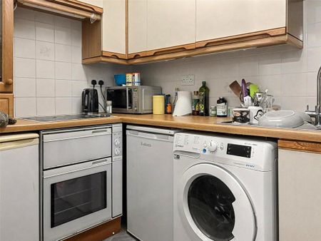 1 bedroom apartment to rent - Photo 3