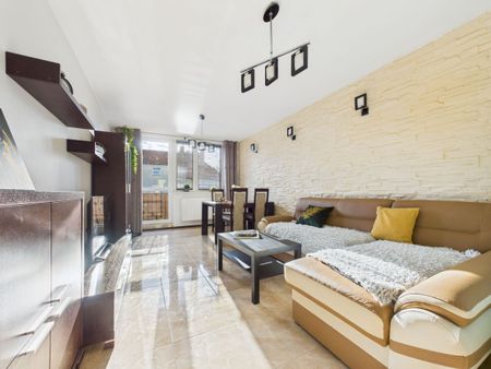 Jasne 3-pokojowe mieszkanie w Zabrzu - Photo 4