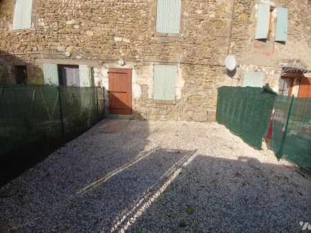 App T2 en duplex de 33m2 + cour - Photo 5