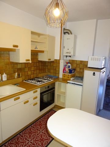 Location Appartement 4 pièces 74m² MONTPELLIER 34000 - Photo 3