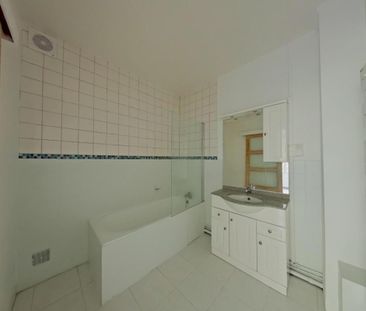 Location Appartement 2 pièces 43m² POITIERS 86000 - Photo 6
